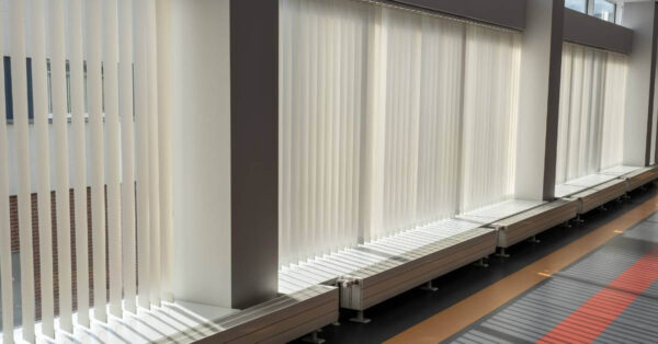 Choosing the Perfect Blind: The Ideal Option for Your Large Windows - Shaded Window Coverings
